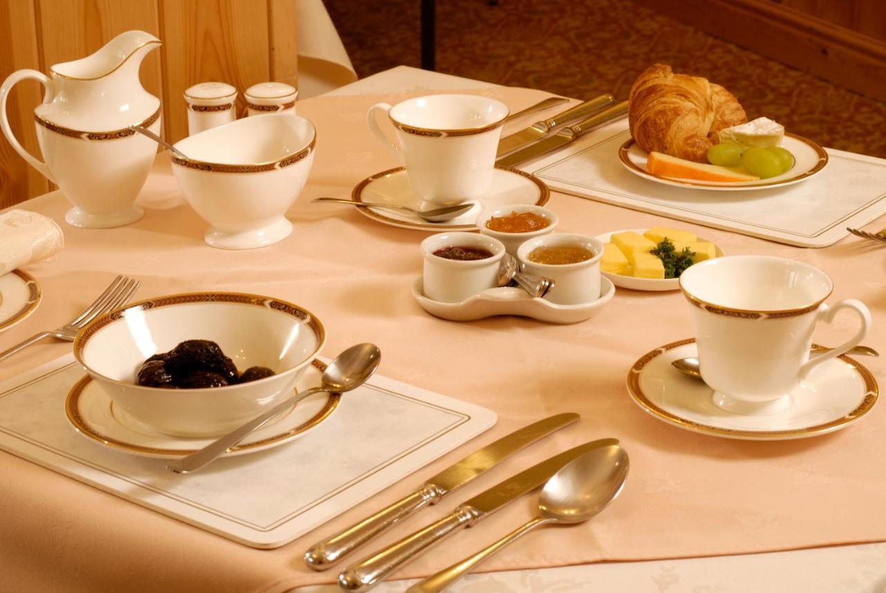 Thornbank House Offering Breakfast And With The Use Of Free Local Health Club Windermere Exterior foto